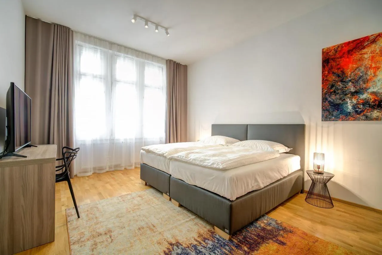 Bishop Apartments Brno 0*,