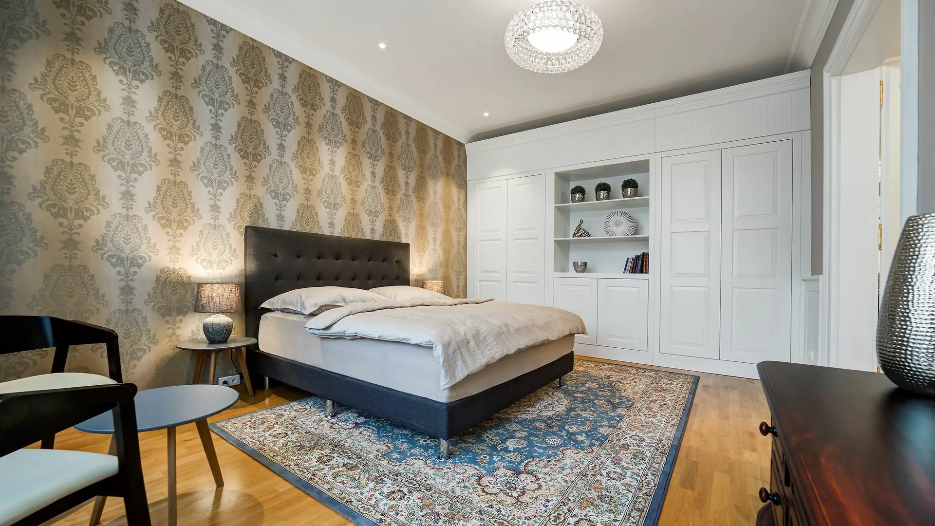 Bishop Apartments Brno 0*,